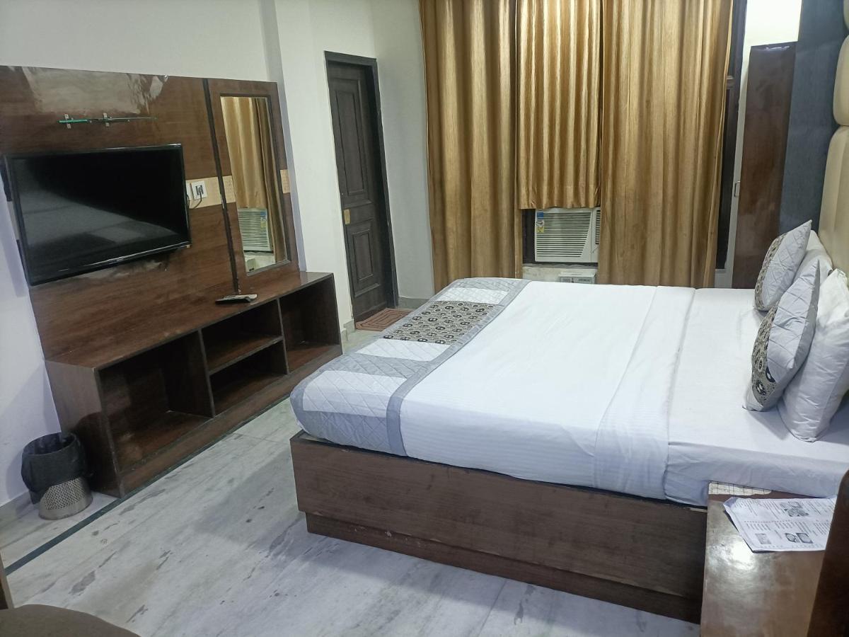 Hotel Krone Near Igi Airport Delhi New Delhi Eksteriør bilde