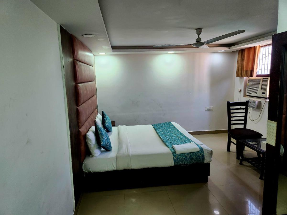 Hotel Krone Near Igi Airport Delhi New Delhi Eksteriør bilde