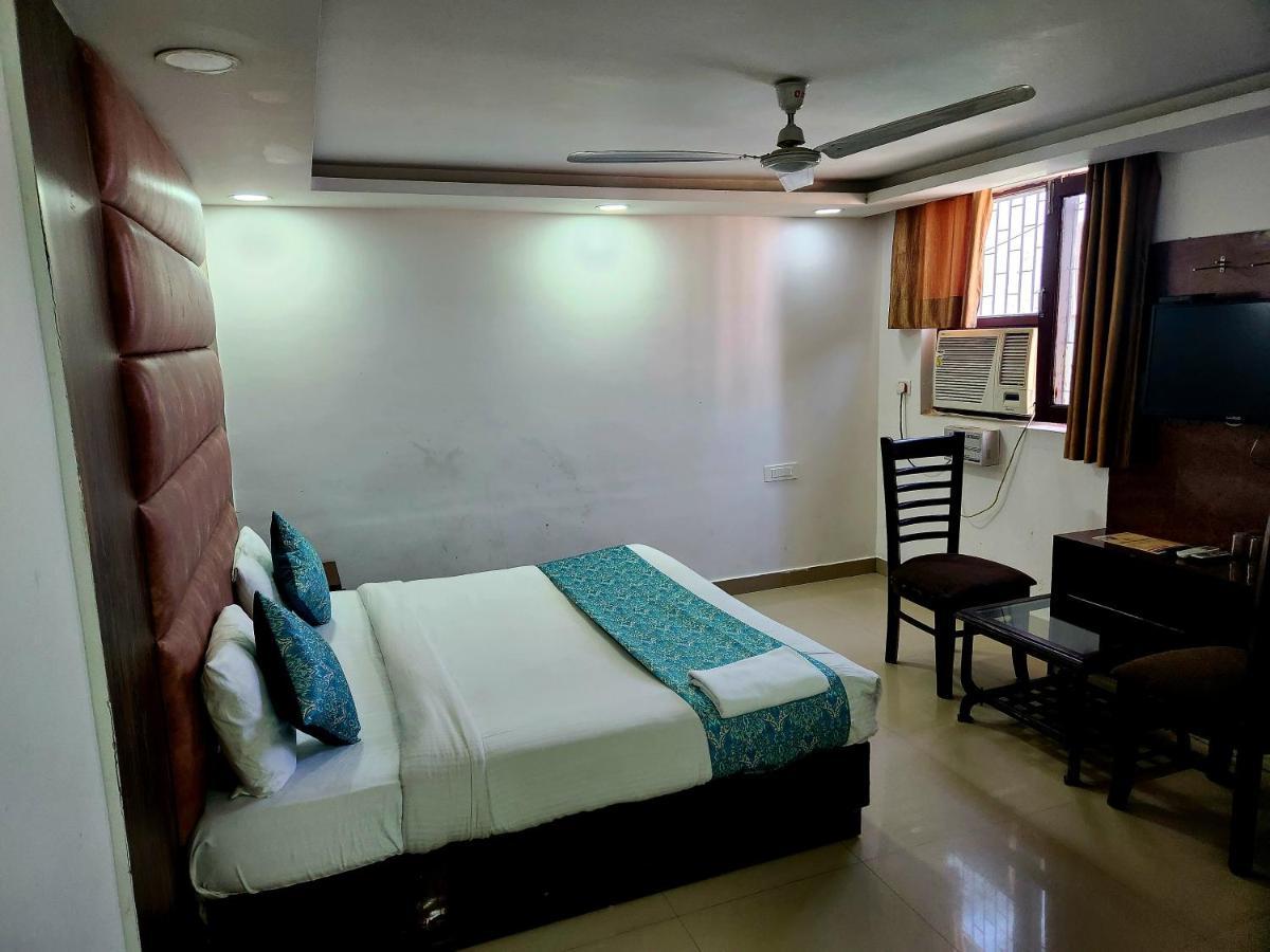 Hotel Krone Near Igi Airport Delhi New Delhi Eksteriør bilde