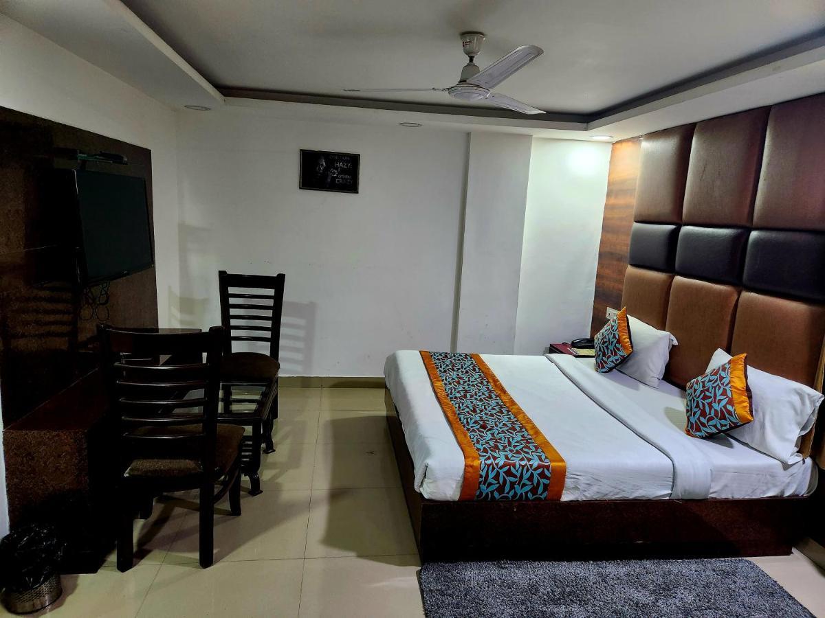 Hotel Krone Near Igi Airport Delhi New Delhi Eksteriør bilde