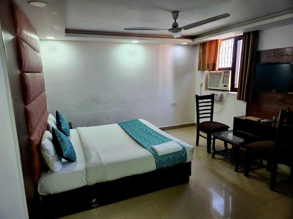 Hotel Krone Near Igi Airport Delhi New Delhi Eksteriør bilde