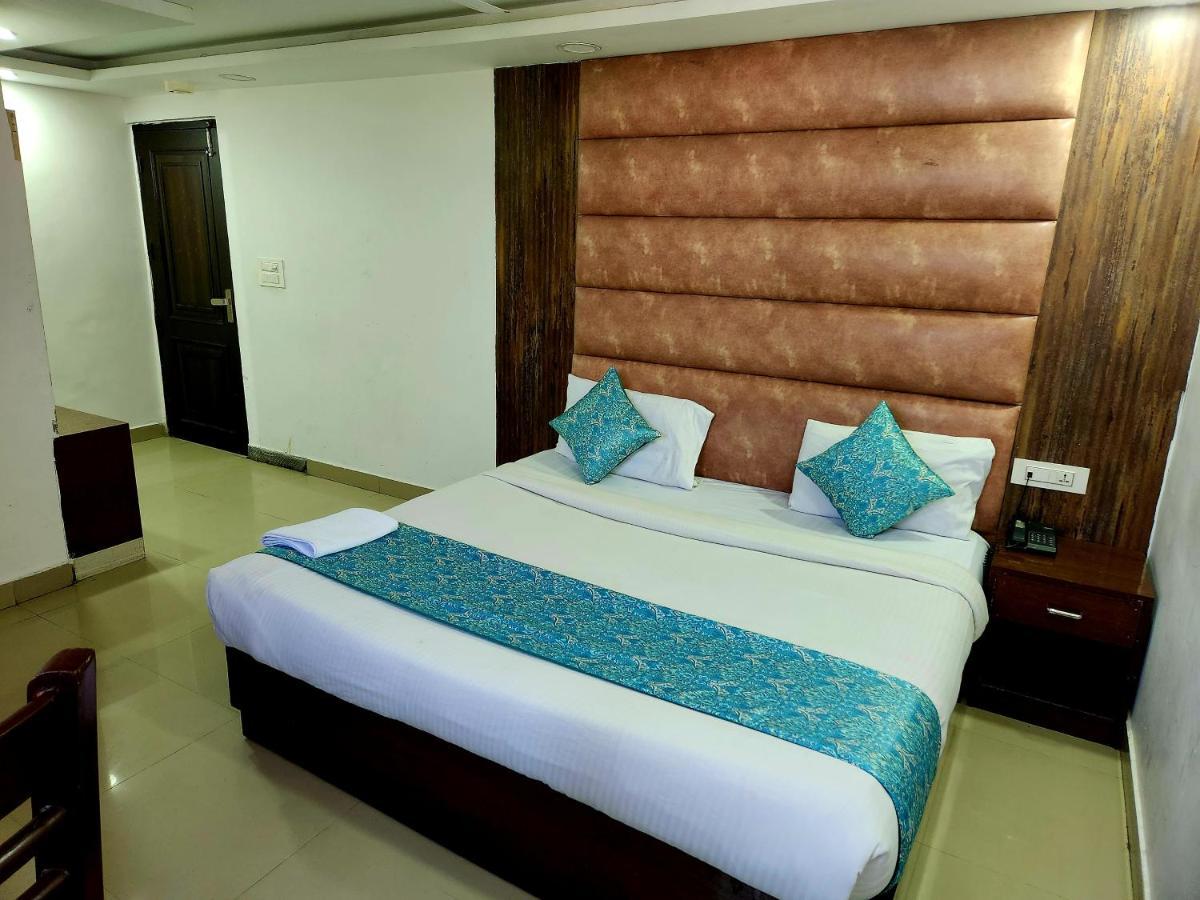 Hotel Krone Near Igi Airport Delhi New Delhi Eksteriør bilde