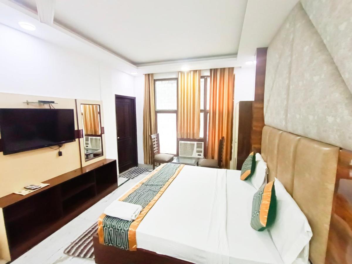 Hotel Krone Near Igi Airport Delhi New Delhi Eksteriør bilde