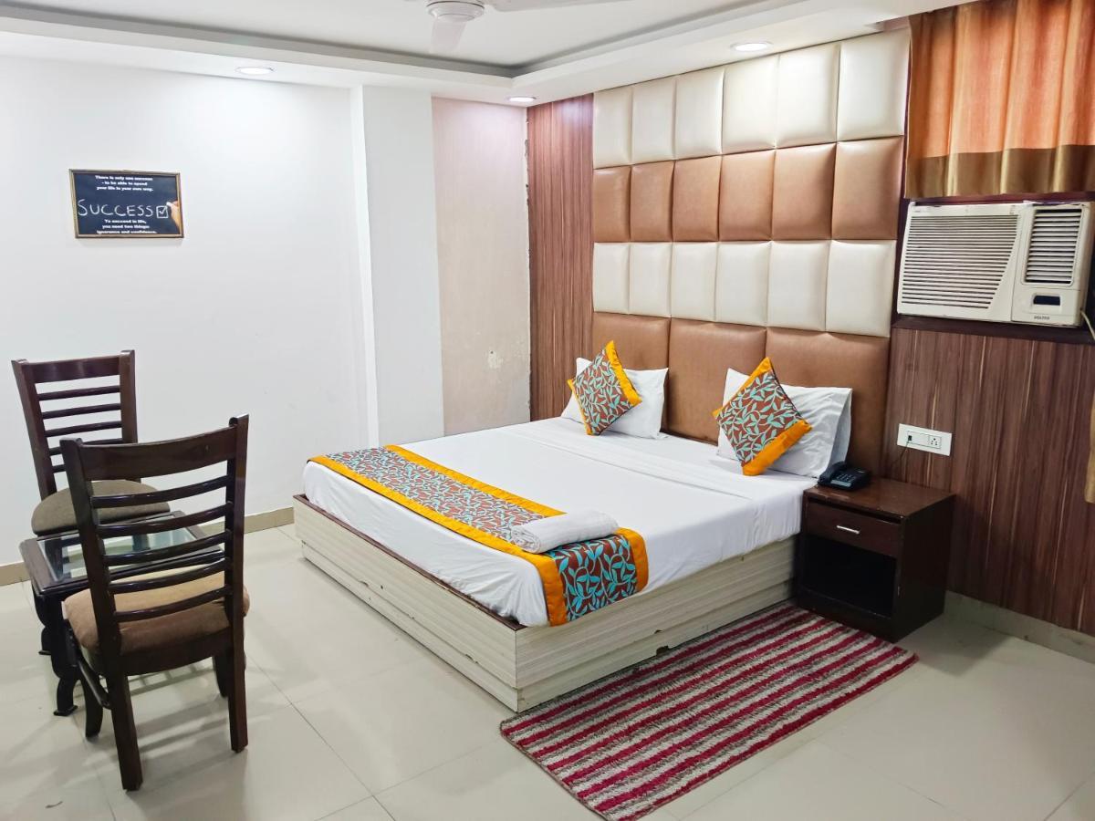 Hotel Krone Near Igi Airport Delhi New Delhi Eksteriør bilde